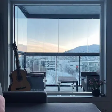 New Magnificent View Apartment Near The Centre Tromsø Esterno foto